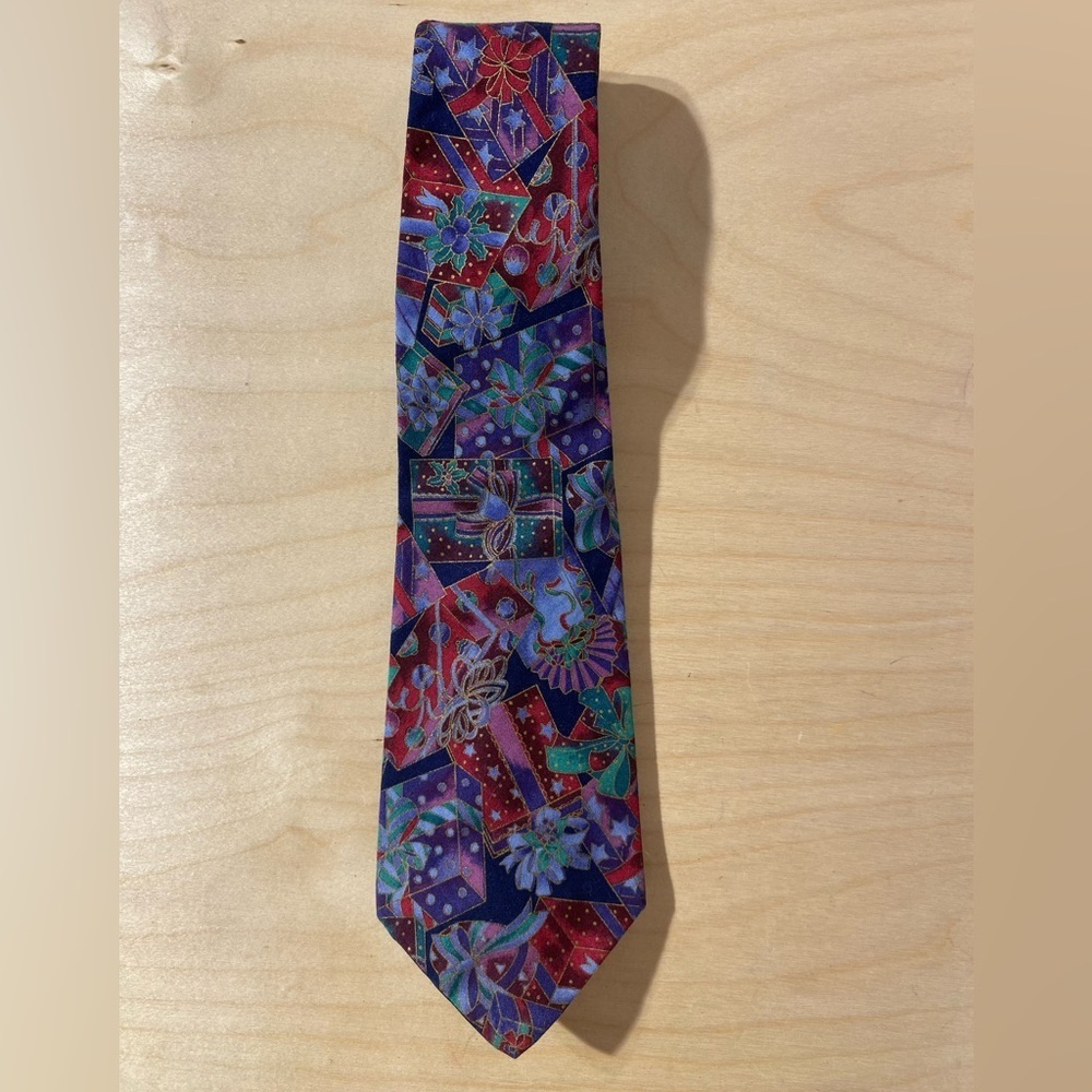 Colorful Christmas Patterned Men's Tie (NH) - Picture 5 of 6